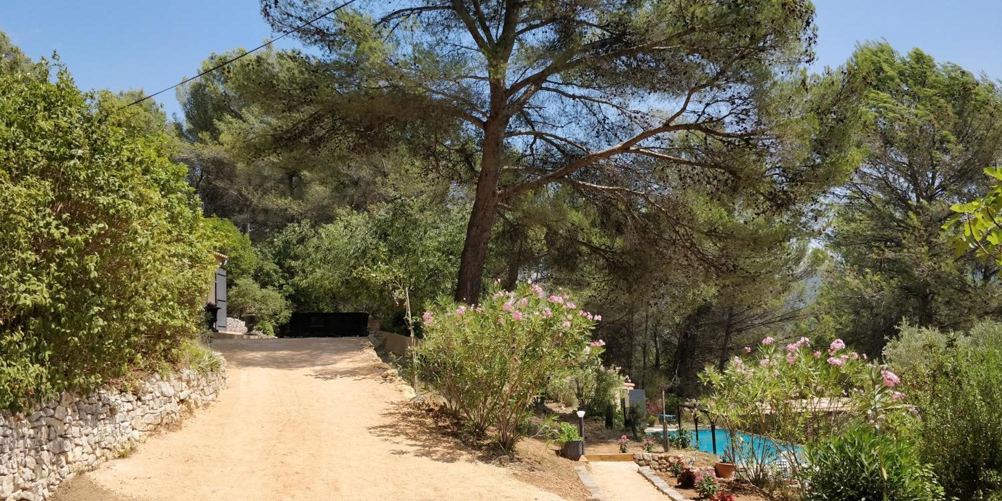 Villa Cigalons En Pleine Pinede Avec Piscine Chauffee De Mai A Septembre Auriol Exterior foto