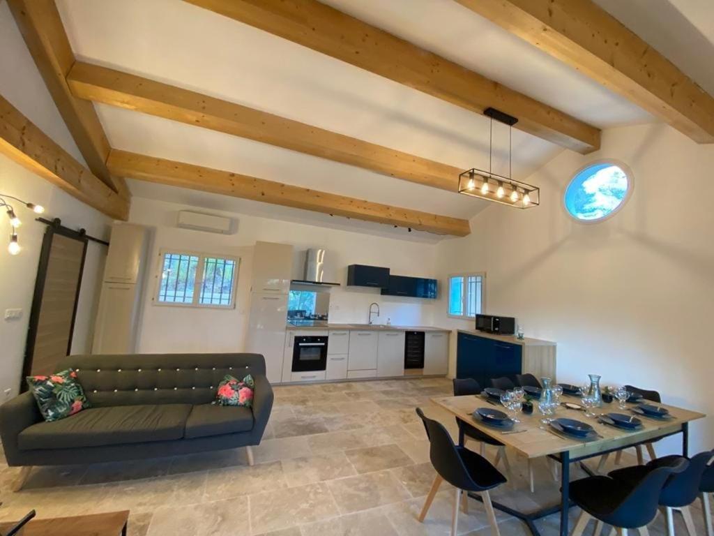 Villa Cigalons En Pleine Pinede Avec Piscine Chauffee De Mai A Septembre Auriol Exterior foto